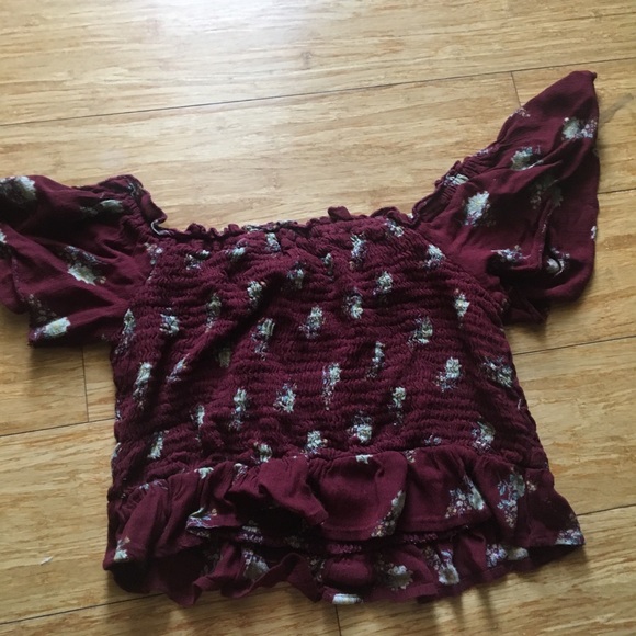 Off the shoulder smocked crop top!! - Picture 3 of 4